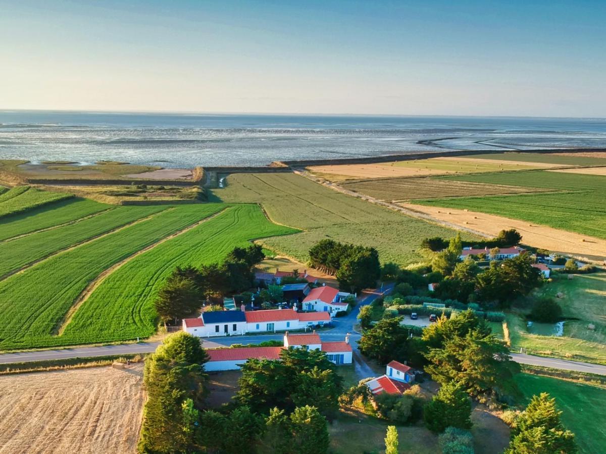 ボーヴォワール・シュル・メール Au Passage Du Gois Bed & Breakfast エクステリア 写真