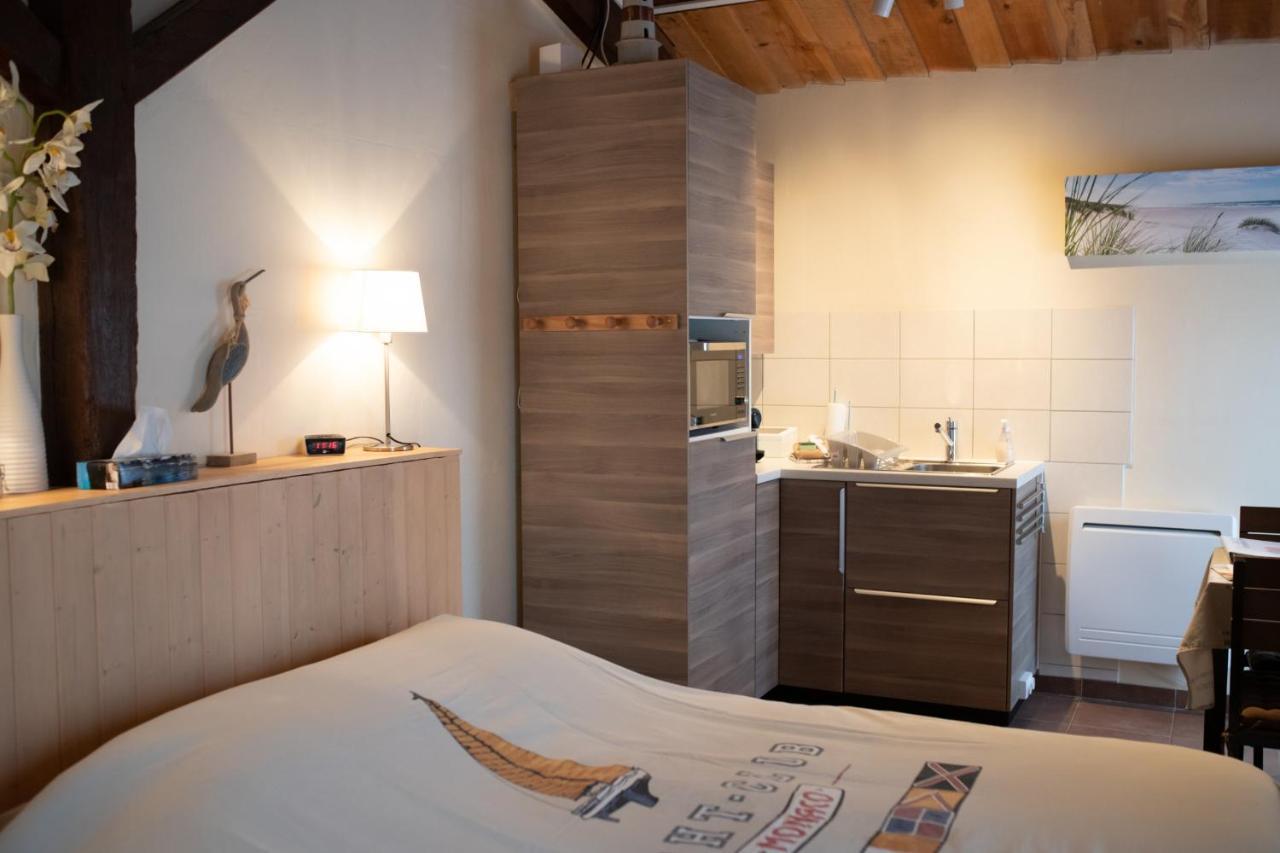 ボーヴォワール・シュル・メール Au Passage Du Gois Bed & Breakfast エクステリア 写真