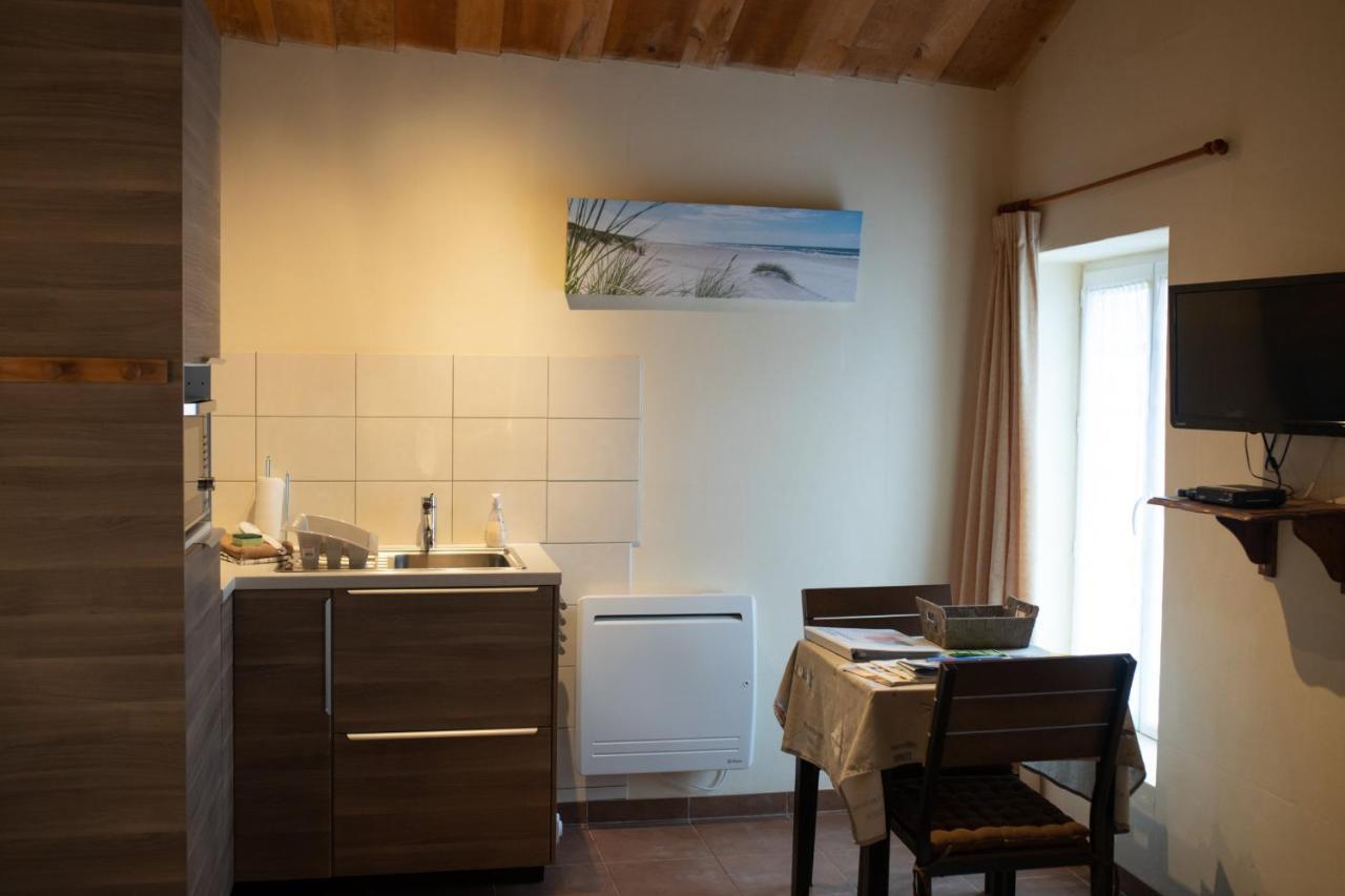 ボーヴォワール・シュル・メール Au Passage Du Gois Bed & Breakfast エクステリア 写真